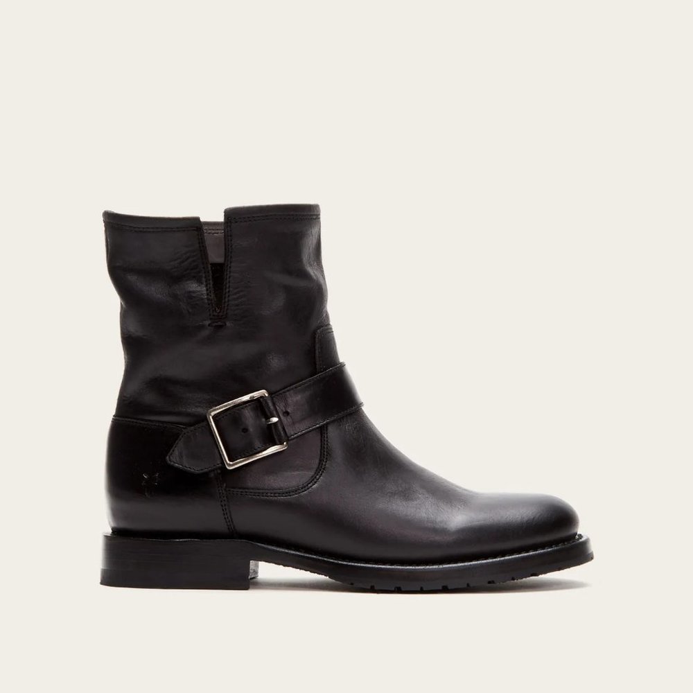 $400 FRYE Natalie Engineer MOTO BIKER BUCKLE BLACK LEATHER BOOTIE 10 B (ME17)